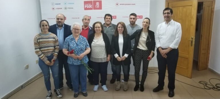 Caballero pone como ejemplo de buena gestión al Ayuntamiento de Alcolea de Calatrava, “un pueblo lleno de posibilidades en el que gobernamos para todos” 