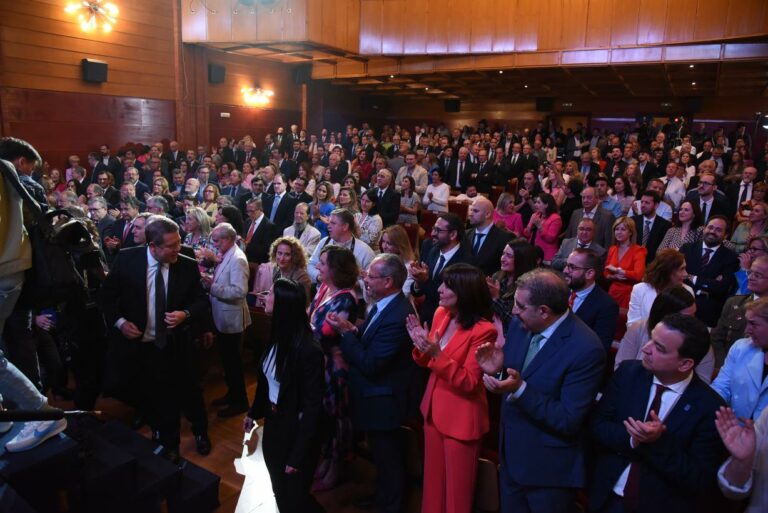 Representantes de la sociedad de Castilla-La Mancha reafirman su compromiso para seguir conquistando el futuro desde la unidad
