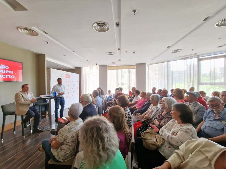 Escudero respalda la candidatura de  Muñiz a la Alcaldía de Puertollano ante colectivos de vecinos
