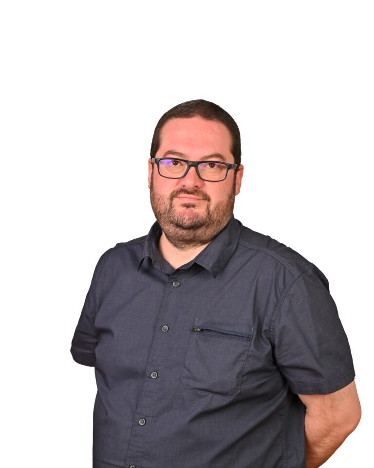 Cuidar de nuestros mayores, uno de los ejes centrales del programa de Podemos Puertollano