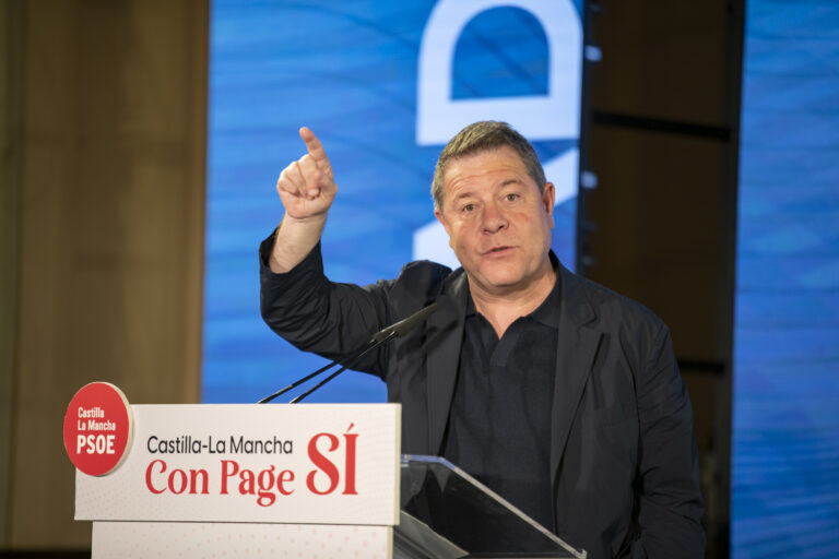 Emiliano García-Page preside el acto institucional con motivo del Día de Castilla-La Mancha que se celebra en Manzanares