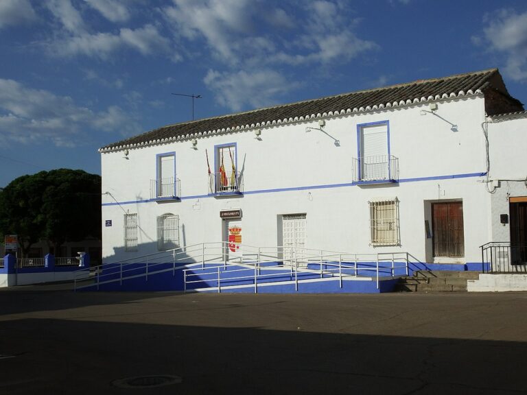 El PP denuncia que el alcalde y candidato del PSOE a la Alcaldía de Villar del Pozo «intentó por todos los medios impedir un acto electoral»