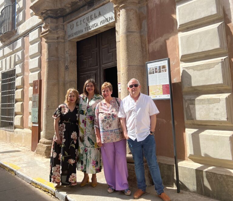 El Gobierno regional inicia el expediente para declarar Bien de Interés Cultural (BIC) la Casa Academia de Minas de Almadén