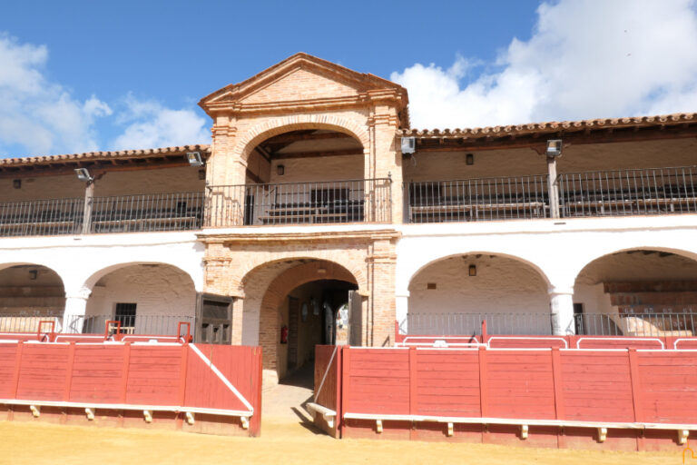 La Diputación incorpora las UUPP a los Paseos Reales coincidiendo con que ya se puede pernoctar en la Hospedería Plaza de Toros de Almadén