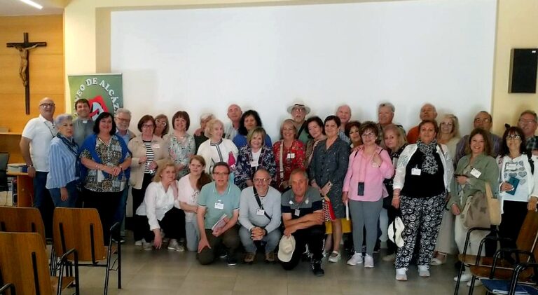 Crónica del encuentro poético con el grupo Literario del Ateneo de Alcázar de San Juan y la Tertulia Literaria de la Media Fanega de Tomelloso