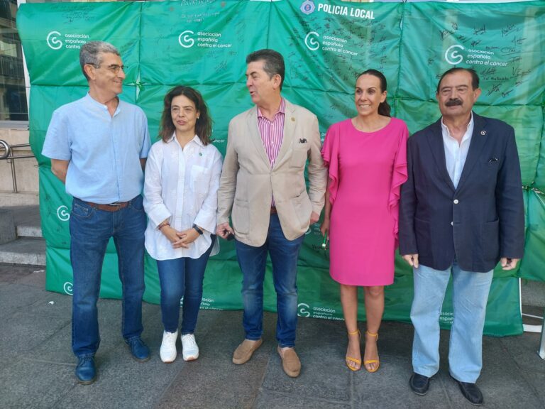El Ayuntamiento de Ciudad Real muestra su apoyo a la Asociación Española Contra el Cáncer en su día de la cuestación