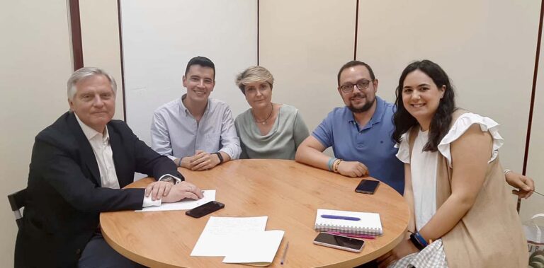 Paco Cañizares agradece a la Asociación VivEla su apuesta por dar visibilidad a la enfermedad y su apoyo a la investigación médica  