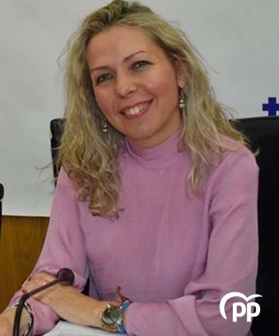 Conchi Arenas (PP) se volcará en la empresa si gana Socuéllamos para impulsar el desarrollo económico y el empleo