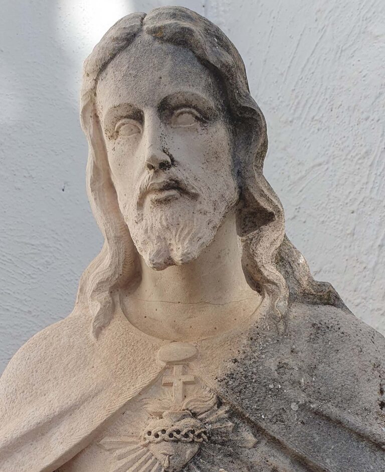 El Museo Etnológico de Puertollano incorpora a su patrimonio una imagen del Sagrado Corazón hallada en una cueva de Ciudad Real