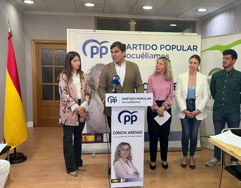 Labrador exige a Page que explique de manera inmediata «cómo duplicó su patrimonio en un solo año»