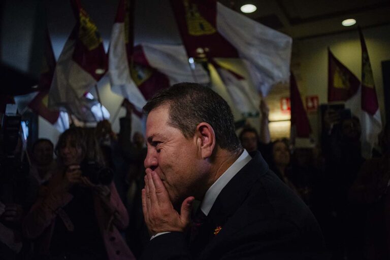 Page tiende mano a todos los partidos tras una victoria «contra la adversidad»: «Voy a ser presidente de todos»