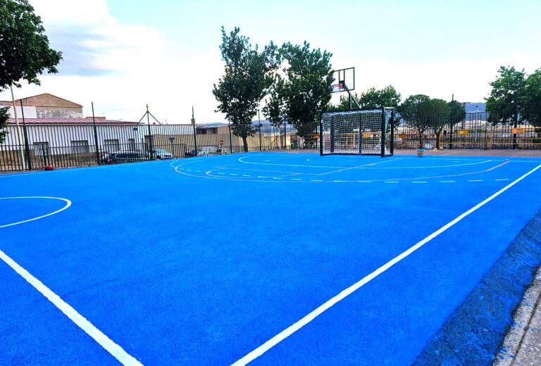 Puertollano: A punto la nueva pista deportiva del centro de asociaciones en la barriada Constitución