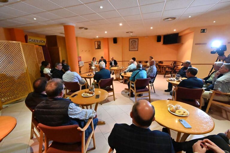 El PSOE compromete el trabajo conjunto del Ayuntamiento y la Junta para la ampliación del parque empresarial de La Solana y el impulso a la industria local