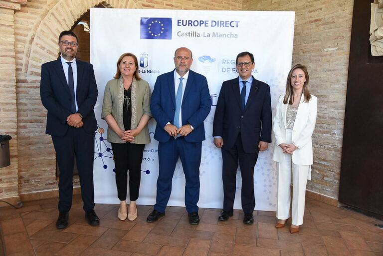 El próximo 27 de mayo se publicará la nueva convocatoria de becas para la formación de especialistas en asuntos europeos