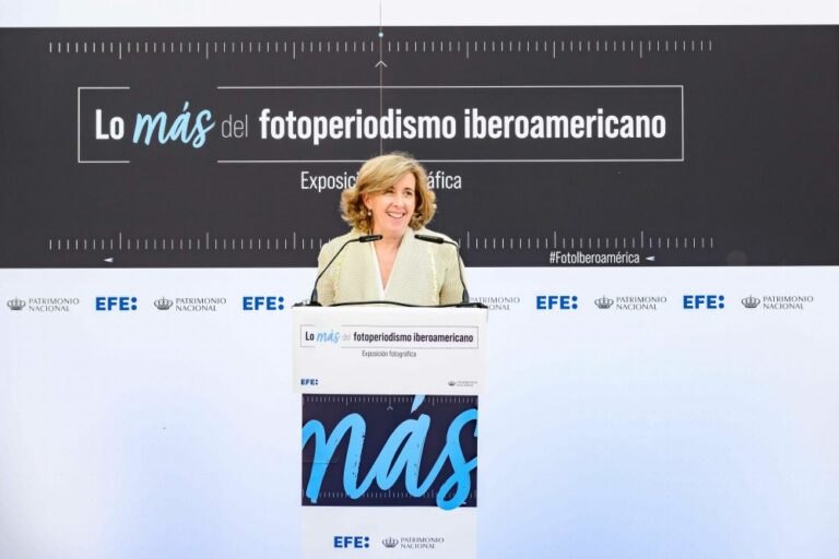 Los Jardines del Campo del Moro acogen la exposición de fotografía de los Premios Internacionales Rey de España de Periodismo