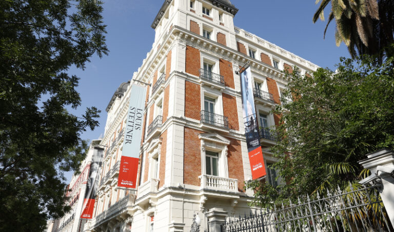 Exposiciones Anastasia Samoylova y Louis Stettner