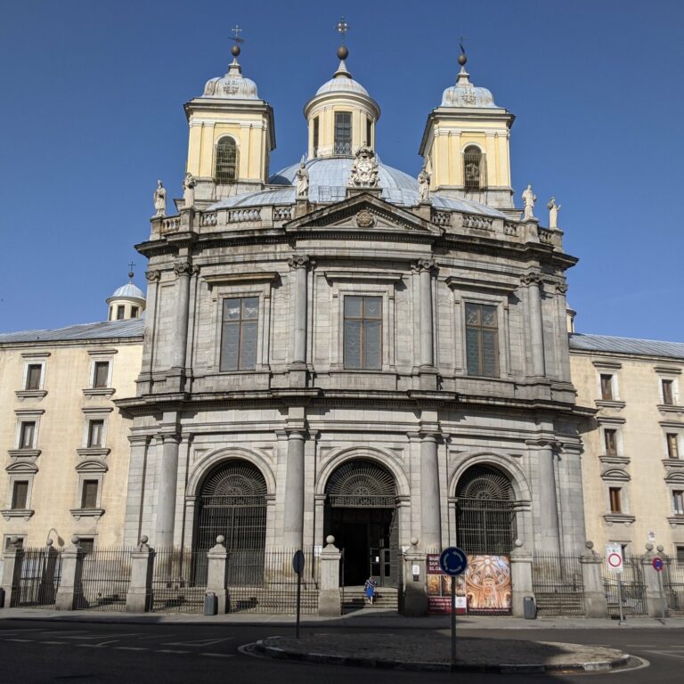 Visita a la Real Basílica de San Francisco el Grande de Madrid