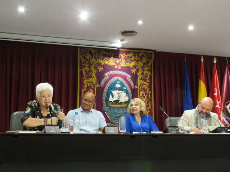 Presentación del libro “Las tres Gracias”, de Bella Clara Ventura