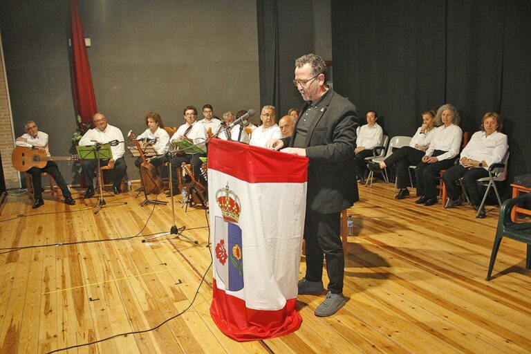 Desde el primer Encuentro Oretania de Poetas de la provincia de Ciudad Real, la poesía y la música han caminado de la mano