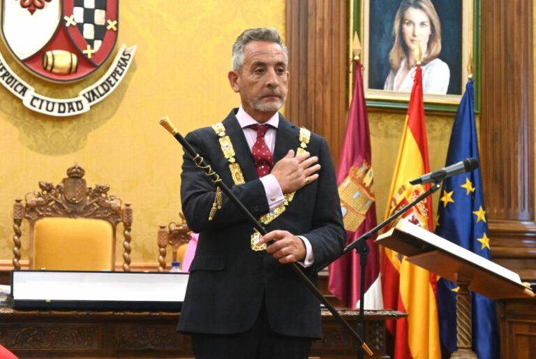 Jesús Martín es investido alcalde de Valdepeñas por sexta legislatura