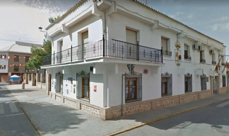 El PSOE cuantifica en un millón de euros la deuda que deja de «herencia» Julián Triguero a Pozuelo de Calatrava