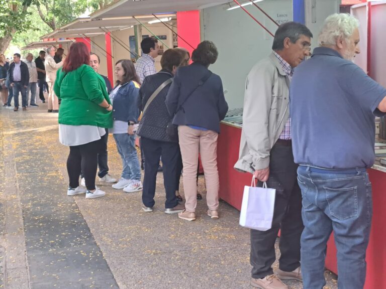 Animada tarde en la Feria del Libro de Puertollano