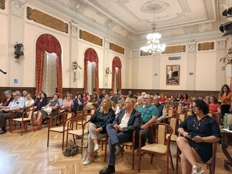 EL Antiguo Casino de Ciudad Real acoge la charla coloquio «Presencia y pedagogía adoratriz»