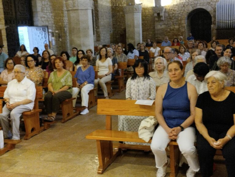 Ciudad Real: La parroquia de Santiago acoge la eucaristía de acción de gracias de la congregación adoratriz