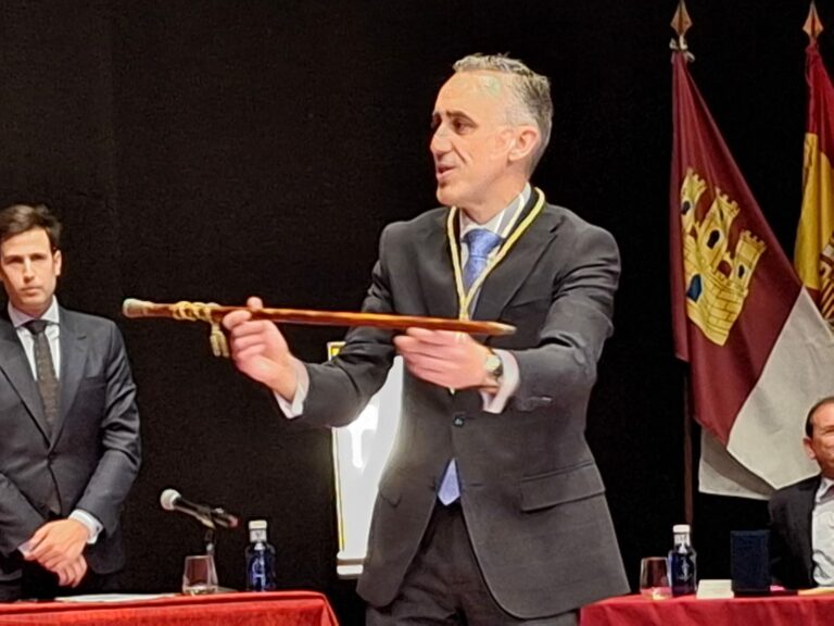 Miguel Ángel Ruiz, Año Cero