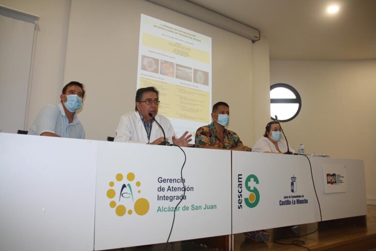Más de medio centenar de profesionales actualizan conocimientos sobre infecciones de transmisión sexual en el Hospital Mancha Centro