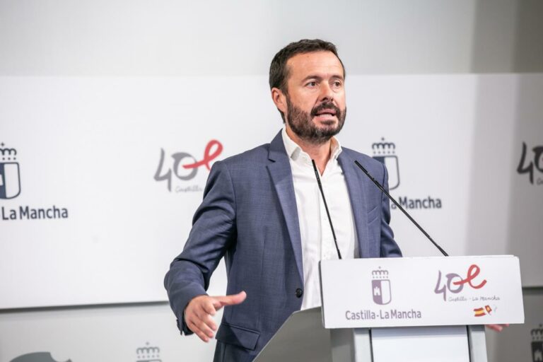 El Gobierno regional moviliza un equipo de 26 personas del Plan INFOCAM para colaborar en la extinción de los incendios forestales de Canadá