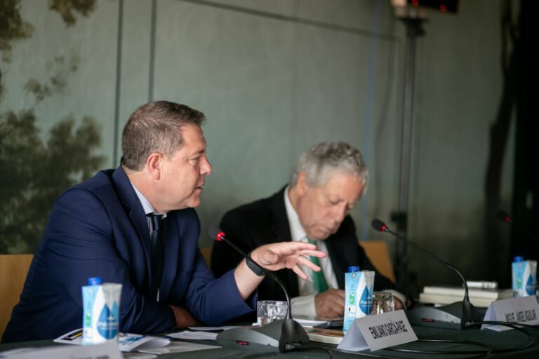 García-Page vincula la financiación de la Junta para igualdad y en contra de la violencia de género en los ayuntamientos, al cumplimiento de la ley