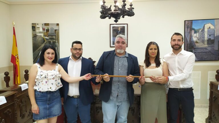 Rubén Paz toma posesión de la alcaldía de Fuencaliente con el mandato de abrir el Ayuntamiento a todos los vecinos