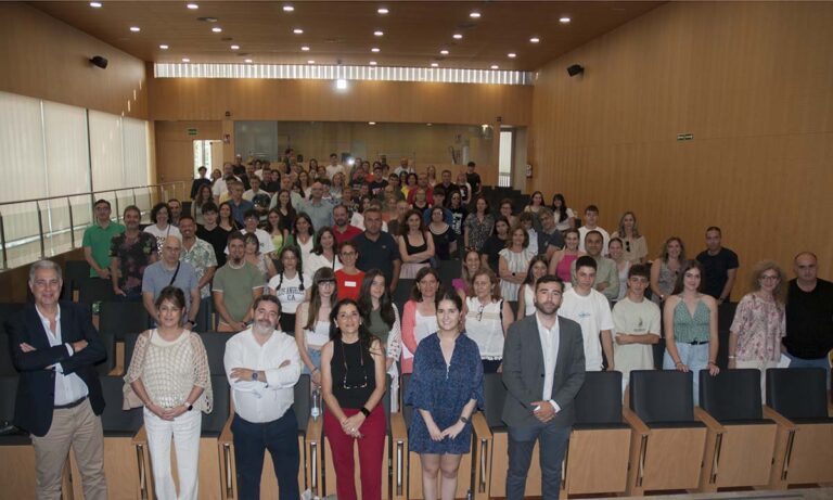 Fundación Globalcaja celebra su encuentro de familias de Start Up English