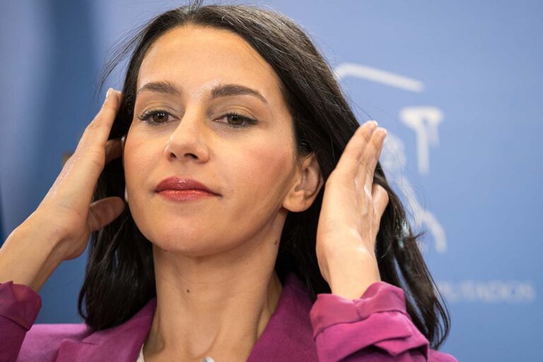 Inés Arrimadas anuncia su abandono de la política: «Todas las etapas empiezan y acaban»