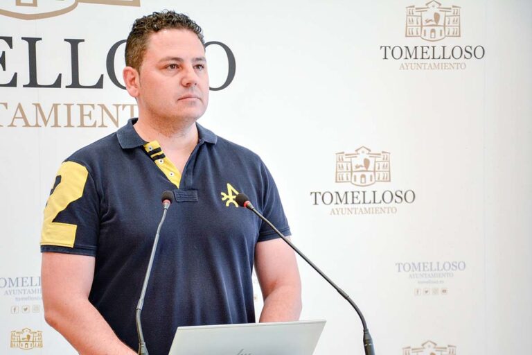 Iván Rodrigo (PSOE) renuncia como edil de Tomelloso y deja la política culpando a la «campaña barriobajera» sufrida