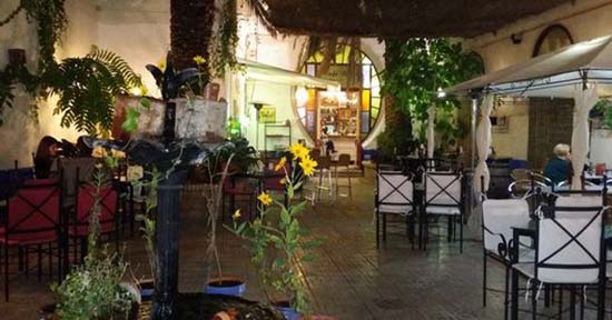 Los restaurantes «Jamón Spain» de Valdepeñas y «El Patio de Ezequiel» de Almagro se suman a los «Soletes» de la Guía Repsol