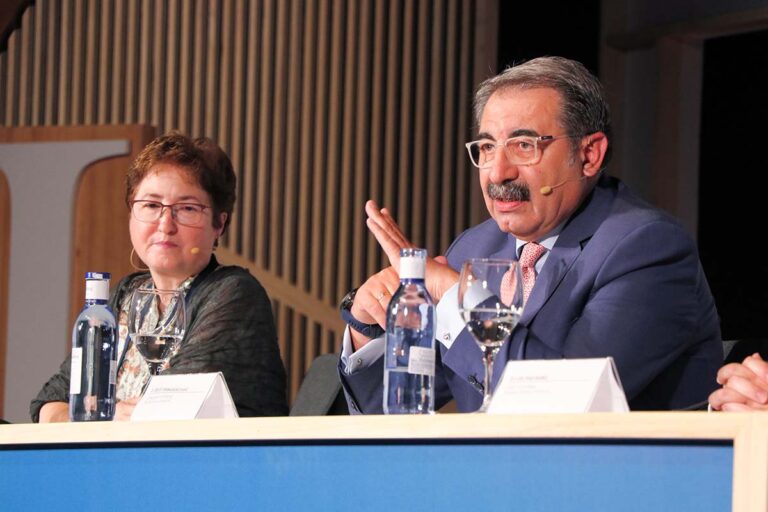 El Gobierno de Castilla-La Mancha reafirma su compromiso “con una salud más innovadora, humana, sostenible y centrada en las personas”