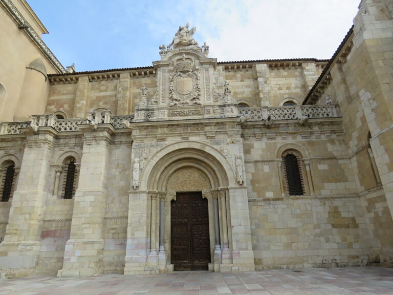 Visita al Museo y Real Colegiata de San Isidoro de León