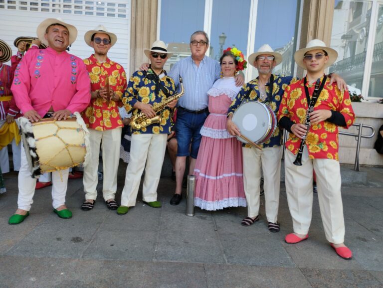 “Otrora Integración Folclórica Colombiana” cierra el Festival Internacional de Folclore de Ciudad Real