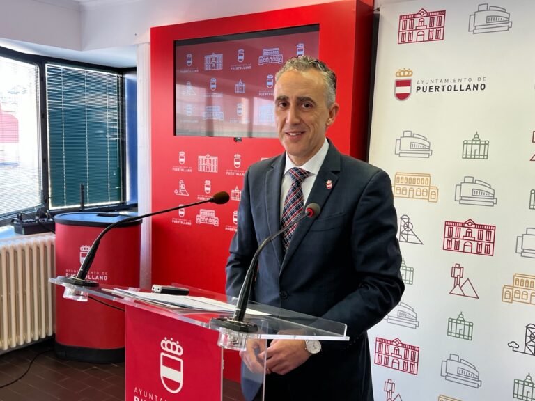 El alcalde de Puertollano rebajará el IBI en un 2%, unos ocho euros por recibo, y un 30% el impuesto de plusvalía