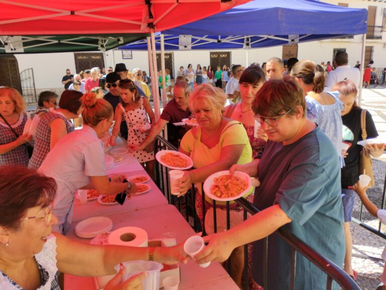 Ciudad Real: Las fiestas del Perchel concluyen con migas, premios, limonada y procesión