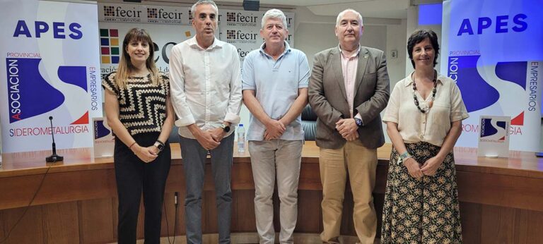 La asamblea de APES aborda la importancia de la FP y el programa Acredita para el sector del metal