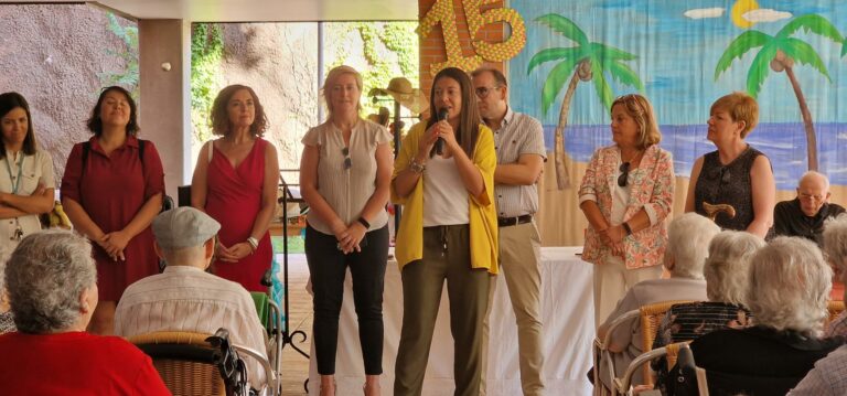 El Gobierno regional financia cerca de 1.500 plazas públicas en residencias y centros de día municipales y 177 viviendas de mayores con 17,2 millones de euros