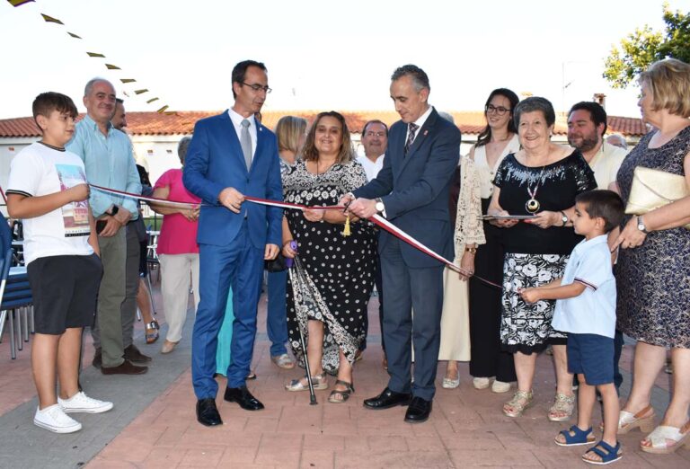 Puertollano: Miguel Ángel Ruiz inaugura un intenso fin de semana de actividades festivas en la barriada Constitución