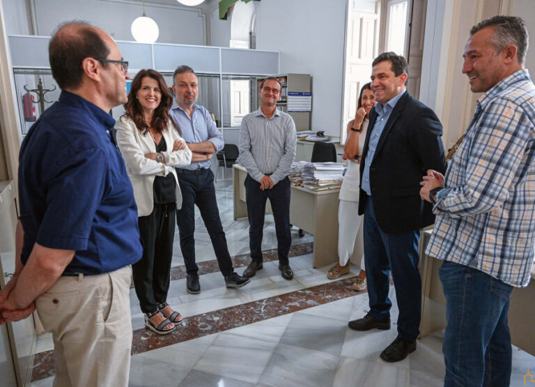 El presidente de la Diputación de Ciudad Real inicia su mandato reconociendo el valor que tiene el trabajo de los empleados públicos