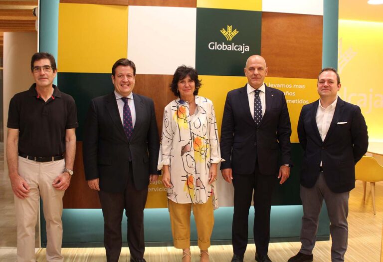 El Colegio Oficial de Farmacéuticos de Ciudad Real se adhiere al acuerdo con Globalcaja que pone a disposición del sector condiciones financieras ventajosas