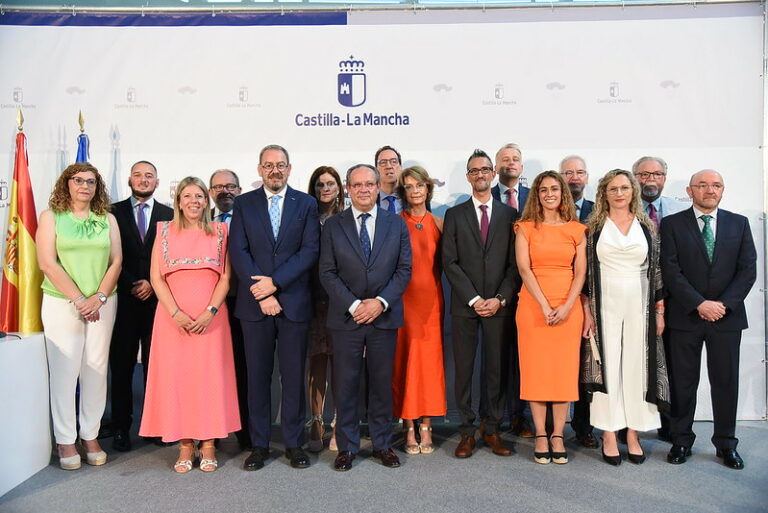 El Gobierno regional seguirá poniendo “todo su empeño en mejorar la vida de la gente” desde el diálogo y el consenso 