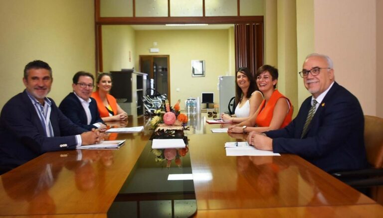 Rodríguez presume del momento excepcional de la economía: «El consumo de los ciudadanos sigue siendo positivo»