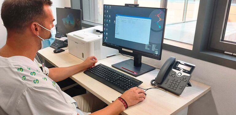 El Gobierno de Castilla-La Mancha arranca la segunda fase de renovación de los equipos informáticos de los profesionales del SESCAM